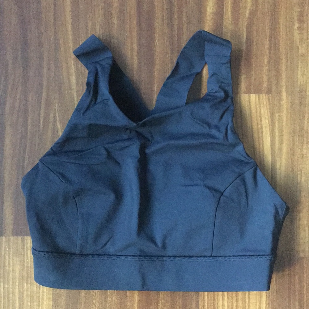Lululemon sports bra women’s